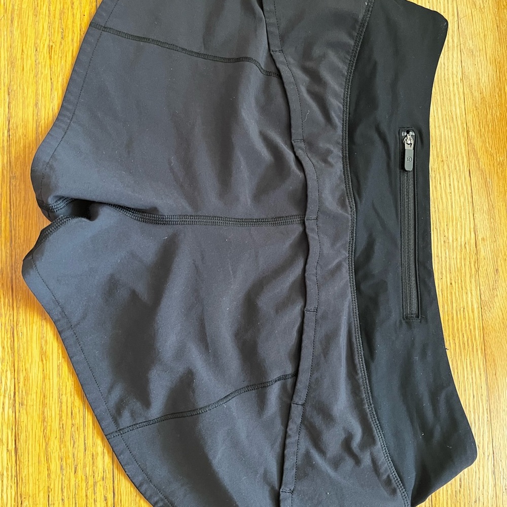 lululemon athletica Black “Speed up shorts” Size 4